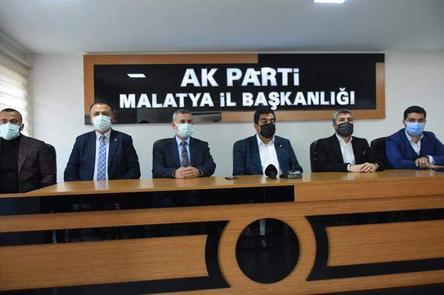 Belediyeden 'Almanya'ya giden 43 kişi dönmedi' iddialarına cevap: Başkan yardımcısını görevden aldık Belediyeden 'Almanya'ya giden 43 kişi dönmedi' iddialarına cevap: Başkan yardımcısını görevden aldık