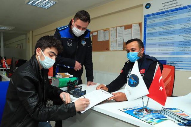 ZABITA MEMURUNDAN ÖRNEK DAVRANIŞ ZABITA MEMURUNDAN ÖRNEK DAVRANIŞ