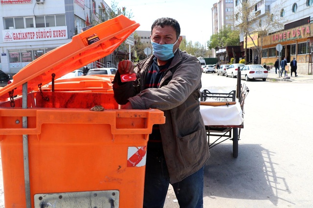 Hiç gitmediği İstanbul'dan trafik cezası yedi asıl şoku mahkemeden gelen yanıtla yaşadı Hiç gitmediği İstanbul'dan trafik cezası yedi asıl şoku mahkemeden gelen yanıtla yaşadı