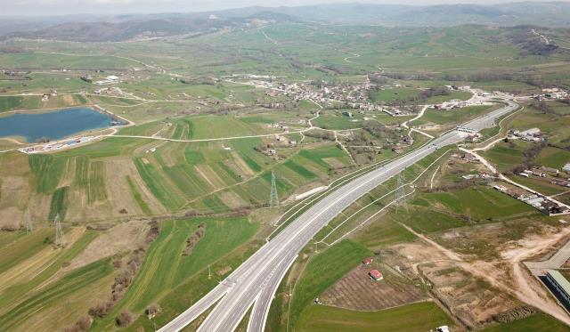 Kuzey Marmara Otoyolu'nun açılmasıyla Kocaeli'nin Körfez ve Derince ilçelerindeki araziler büyük değer kazandı
