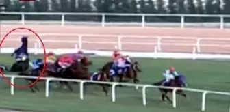 Adana'da at yarışlarında bir kaza daha: 4 jokey düştü, 3'ü hastaneye kaldırıldı