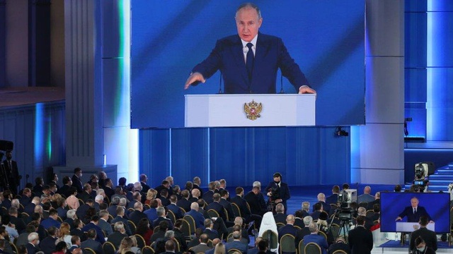Putin'den Batı'ya uyarı: 'Kırmızı çizgilerimiz geçilirse sert yanıt veririz'
