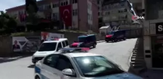 Polis ve jandarmadan 23 Nisan konvoyu