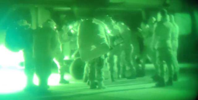 Irak'ın kuzeyine düzenlenen operasyondan ilk görüntüler Irak'ın kuzeyine düzenlenen operasyondan ilk görüntüler