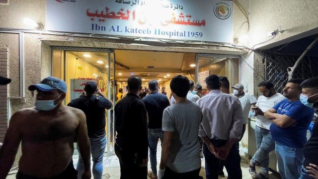 Irak'ta Covid hastanesinde yangın: En az 82 ölü