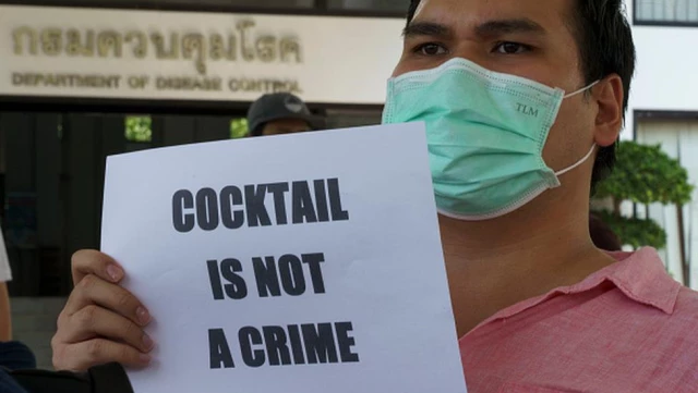 Alkol yasağı: Covid kısıtlamaları kapsamında hangi ülkeler, neden alkollü içecek satışını yasakladı?