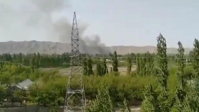 Kırgızistan ile Tacikistan sınırında taşlı kavga çatışma döndü: En az 13 ölü, onlarca yaralı var
