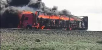 Beyaz eşya yüklü tır alev alev yandı