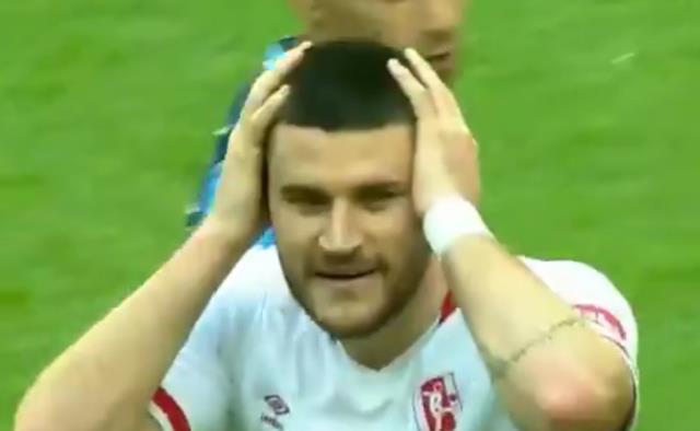 TFF 1. Lig'de skandal! Adana Demirli futbolcudan gelen topu ağlara gönderen Balıkesirli oyuncunun golü ofsayt gerekçesiyle iptal edildi