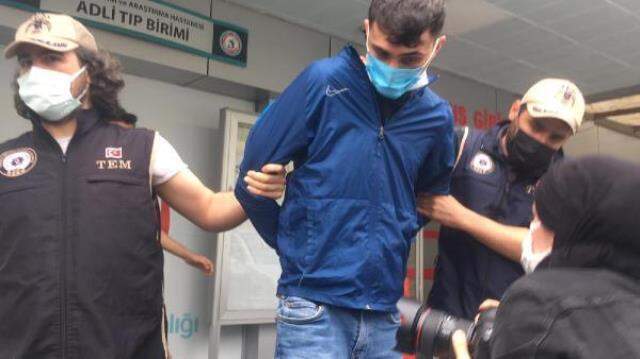 İstanbul'da plastik patlayıcı ele geçirilmesine ilişkin gözaltına alınan 3 şüpheli tutuklandı İstanbul'da plastik patlayıcı ele geçirilmesine ilişkin gözaltına alınan 3 şüpheli tutuklandı