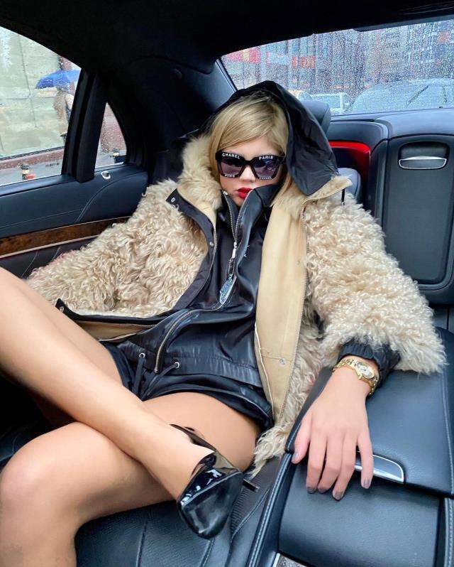 Yalnızlıktan dem vuran Bahar Candan, parayla arkadaş arıyor