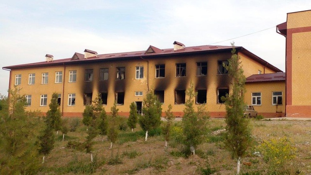 Kırgızistan-Tacikistan çatışmasının yarattığı yıkım görüntülendi