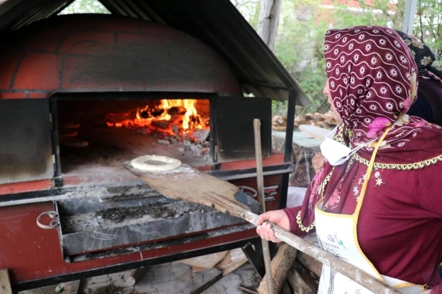 Bir hamleyle köyü dijital AVM'ye çevirdiler! Kooperatif kuran kadınlar, yöresel ürünlerini tüm Türkiye'ye satıyor
