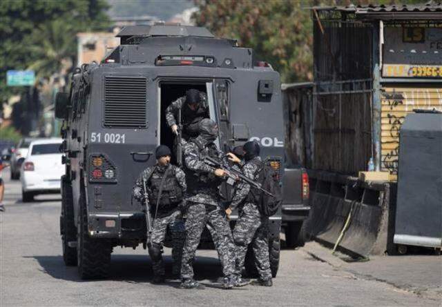 Brezilya tarihinin en kanlı baskını! Uyuşturucu tacirlerine yönelik operasyonda bir polis memuru dahil 25 kişi öldü Brezilya tarihinin en kanlı baskını! Uyuşturucu tacirlerine yönelik operasyonda bir polis memuru dahil 25 kişi öldü