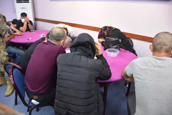 'HES' koduyla girilen kumarhanelere operasyon: 220 kişiye 1 milyon 57 bin TL ceza