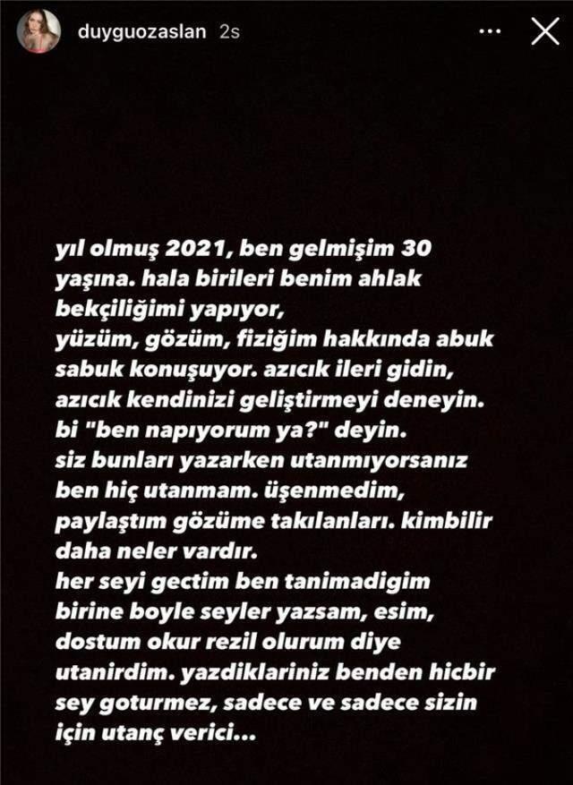 Fenomen Duygu Özaslan, paylaştığı bikinili poza eleştiri yağınca mesajları ifşa etti