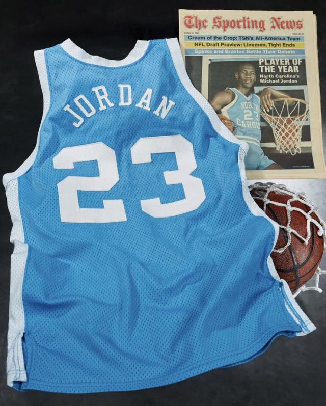 Micheal Jordan'ın forması 1,38 milyon dolara satılarak rekor kırdı
