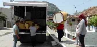 Sel mağduru aileye hayırsever esnaftan Anneler Günü hediyesi