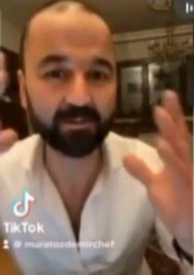 Papağana işkence videosuyla tepki çeken MasterChef Murat'ın yeni imajıyla gündem oldu