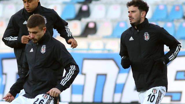 Şampiyonluğun favorisi Beşiktaş'ın orta sahasındaki kayıplar Sergen Yalçın'ı çaresiz bıraktı Şampiyonluğun favorisi Beşiktaş'ın orta sahasındaki kayıplar Sergen Yalçın'ı çaresiz bıraktı