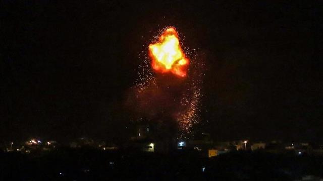 Son Dakika: İsrail, hava saldırısıyla Gazze'yi hedef aldı: 9'u çocuk 20 ölü