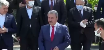BBP Genel Başkanı Destici, Muhsin Yazıcıoğlu'nun mezarını ziyaret etti (2)