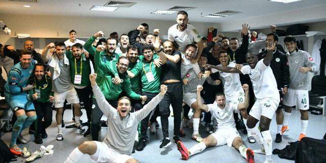 'Burası Kadıköy' sloganıyla özdeşleşen Fenerbahçe'nin stadı artık 'Kadıköy Hatıra Fotoğrafçısı' oldu