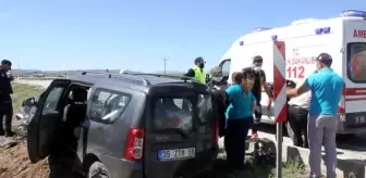 Hafik'te trafik kazası: 3 yaralı