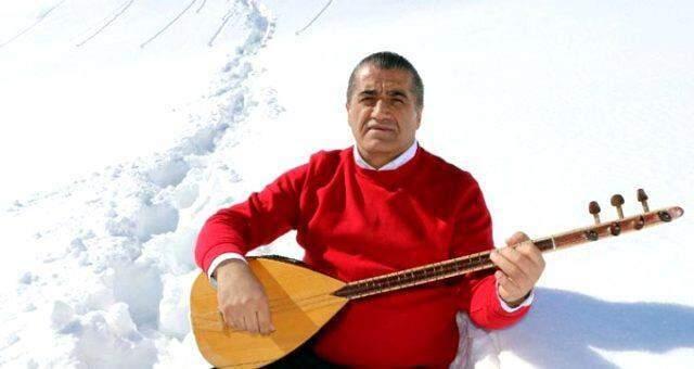 'Korona var öpme' klibi çeken türkücü Aydın Aydın, koronavirüse yakalandı