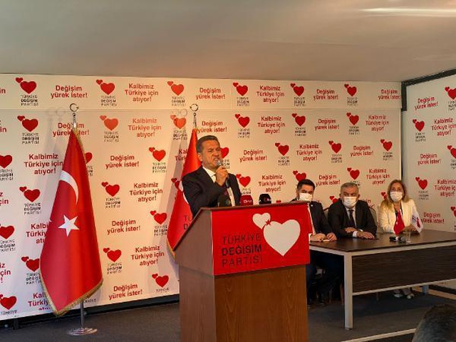 Mustafa Sarıgül: Anketlere göre Türk siyasi hayatında uzun yıllardır bulunan birçok partiyi geride bıraktık Mustafa Sarıgül: Anketlere göre Türk siyasi hayatında uzun yıllardır bulunan birçok partiyi geride bıraktık