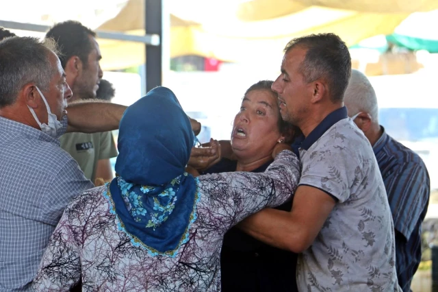 Babasının peşinden giden 4 yaşındaki Mehmet kamyonun altında kaldı, ailenin feryatları yürek dağladı