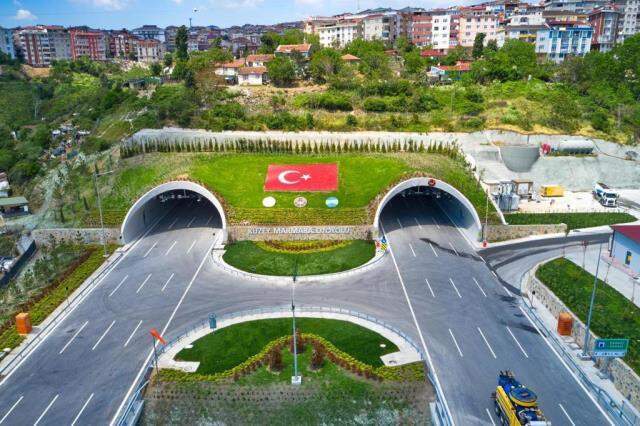 Erdoğan: Kuzey Marmara otoyolunu 45 kilometrelik Nakkaş Başakşehir kısmıyla büyütüp 443 kilometreye çıkarıyoruz Erdoğan: Kuzey Marmara otoyolunu 45 kilometrelik Nakkaş Başakşehir kısmıyla büyütüp 443 kilometreye çıkarıyoruz
