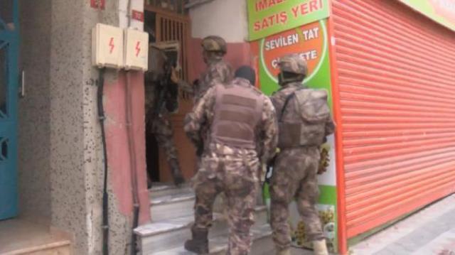 Son Dakika! Organize suç örgütlerine yönelik 'Sahil Rüzgarı Operasyonu' 8 ilde 171 şüphelinin yakalanması için başlatıldı