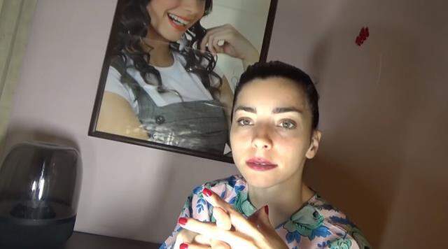 Merve Boluğur'dan dikkat çeken sözler: Arı olsaydım erkeğin konmasını isterdim Merve Boluğur'dan dikkat çeken sözler: Arı olsaydım erkeğin konmasını isterdim