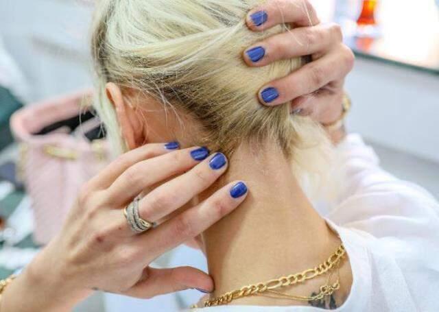 Sevgilisinin evli olduğunu öğrendi, ayrılmak isteyince ensesinden vuruldu! Genç kadın, sesini duyurmaya çalışıyor