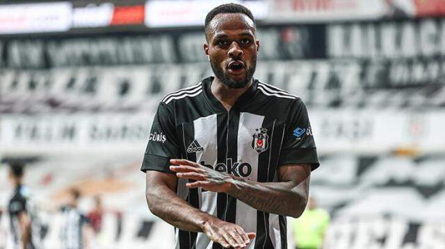 Beşiktaş, Larin'den gelecek 20 milyon euro ile rüya takım kuracak Beşiktaş, Larin'den gelecek 20 milyon euro ile rüya takım kuracak