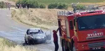 DİYARBAKIR - Seyir halindeki otomobilde çıkan yangın söndürüldü