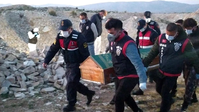 Yaklaşık 40 gündür kayıp olan Fatma Öz'ün cansız bedeni taşlık alanda gömülü olarak bulundu