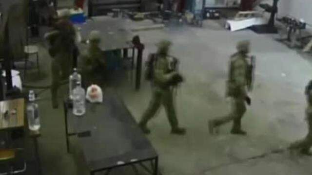 NATO tatbikatında askerlerden yanlış adrese baskın
