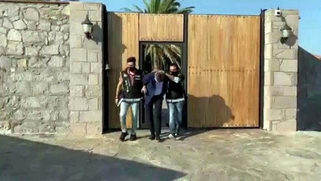 Sedat Peker'in adamlarına yönelik operasyonda 1 kişi tutuklandı Sedat Peker'in adamlarına yönelik operasyonda 1 kişi tutuklandı