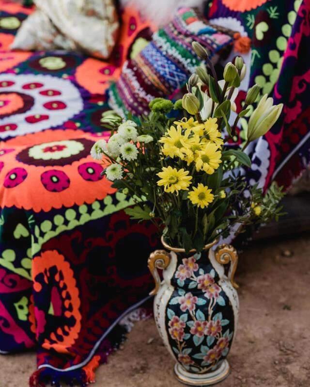 Aylardır beklediği teklifi alan Şeyma, sevgilisinin dudaklarına yapıştı! Yüzük metrelerce uzaktan bile görüldü