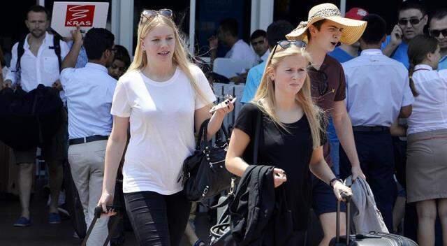 Türkiye'ye seyahat yasağı Rusya'ya pahalıya patladı! Turizm şirketlerinin borcu 400 milyon doları buldu Türkiye'ye seyahat yasağı Rusya'ya pahalıya patladı! Turizm şirketlerinin borcu 400 milyon doları buldu
