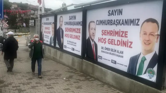 Zonguldak'ta her yer afişlerle süslendi! Kentte, Erdoğan'ın vereceği müjdenin telaşı yaşanıyor