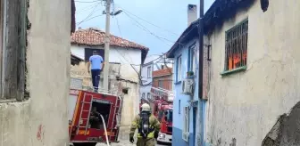 Balıkesir'de korkutan yangın...Vatandaşların panik içinde kaçıştığı anlar kamerada