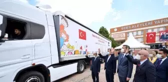 Türkiye'den Filistinli çocuklara oyun sandığı