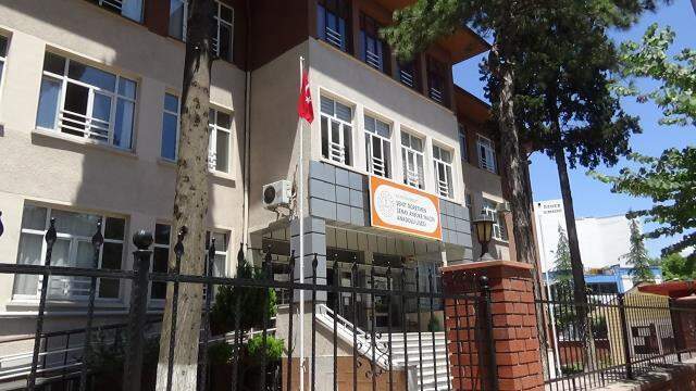 Şehit öğretmen Aybüke Yalçın'ın ruhuna büyük saygısızlık! Okula isminin verilmemesi için mücadele ediyorlar