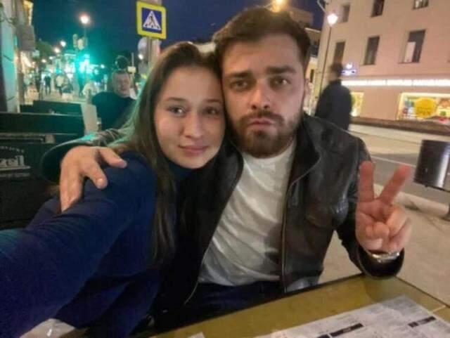 Yatak odasında yarı çıplak cesedi bulundu! Baltayla saldırıp 83 yerinden bıçaklamış