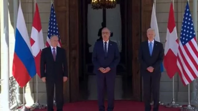 Dünya bu zirveye kilitlendi! ABD Başkanı Biden ve Putin görüşme öncesi poz verdi