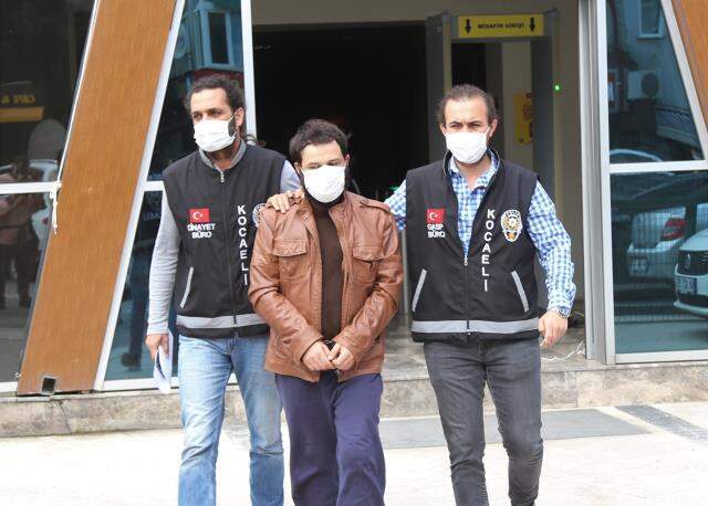 Toprağa gömülü cesedin ardından vahşet çıktı Toprağa gömülü cesedin ardından vahşet çıktı