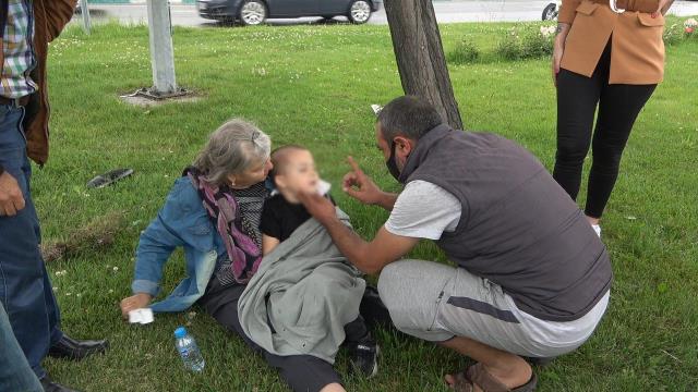 Davutoğlu'nun konvoyunda kaza: Genel Başkan Yardımcısı ve bir çocuk yaralandı